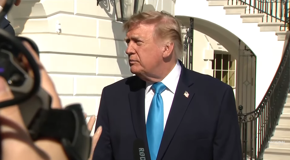 Трамп пообіцяв допомогти Росії через ймовірний спалах легеневої чуми